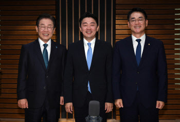 이상민 탄핵…이재명 “책임 물어야”, 박용진 “피해자 행세 빌미”