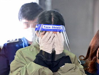 이은해, 119 신고하는 목소리 공개…"안 보여요, 물에서"