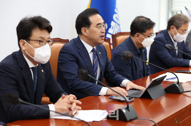 [포토]박홍근, '원칙없는 한일 관계 개선은 일본에 잘못된 신호 줄 것'