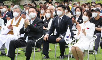 尹부부에 '국정조사' 요구한다…"사적 인연, 뿌리부터 발본색원"