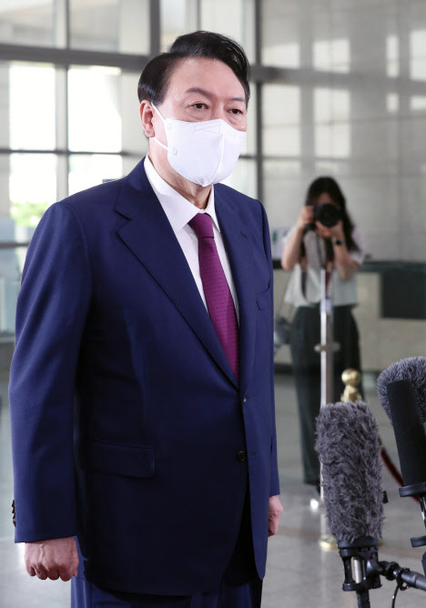 尹 “오늘 발달장애인 면담…공정한 기회 지원이 국정철학”