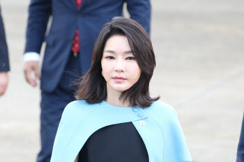 "투표 과정에서 회유가.." 김건희 여사 논문 재검증 불발에 반발