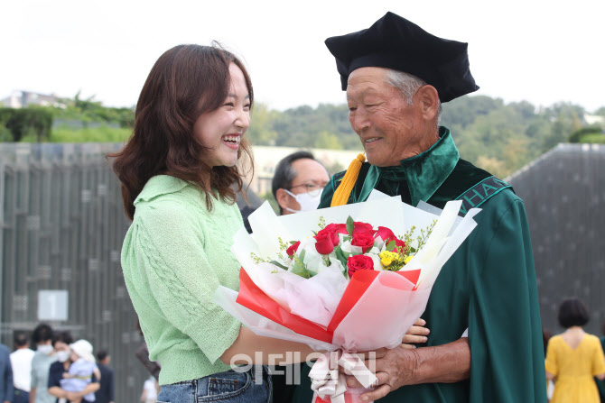 [포토]감사합니다 할아버지