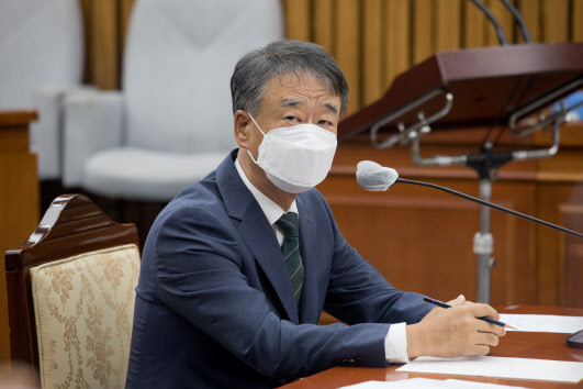 '尹정부 1호 대법관' 오석준 인사청문…野 송곳검증 속 마무리