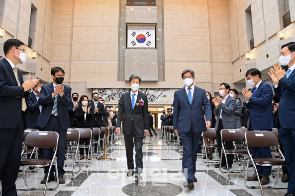 김재형 대법관 퇴임…새 판례 다수 이끈 민사법학계 권위자