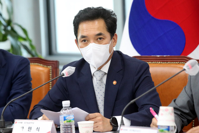 보훈처 "KBS, 국군의 베트남전 민간인학살 사실화…반론권 보장해야"