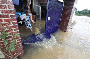 잇따른 폭우피해, 정부·지자체에 책임 물을 수 있나요?