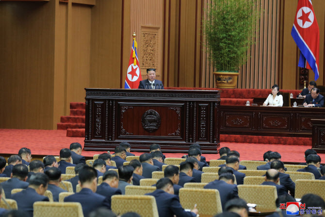 北 핵무력 법제화에 국방부 "핵 사용시 압도적 대응 직면" 경고