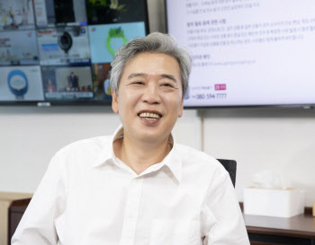 조성호 공영홈쇼핑 대표 '대한민국브랜드대상' 최고경영자상 수상