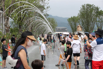 토크 콘서트·취업 멘토링 등…서울시, '2022 청년주간' 개최