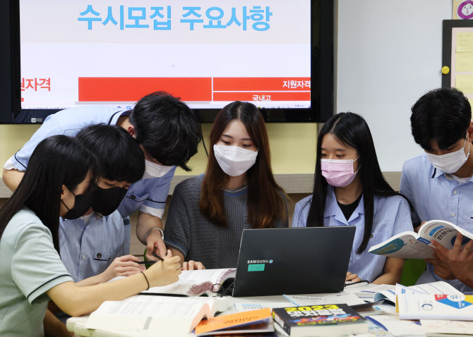 서울 주요 12개 대학 수시 경쟁률 19.56:1...전년대비 소폭 상승