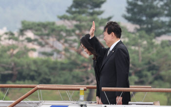 尹대통령, 순방 직전 “태풍 ‘난마돌’에 철저한 대비” 지시