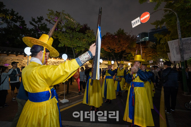 가을 정취 물씬 정동길서 떠나는 역사·문화 여행…'정동야행'