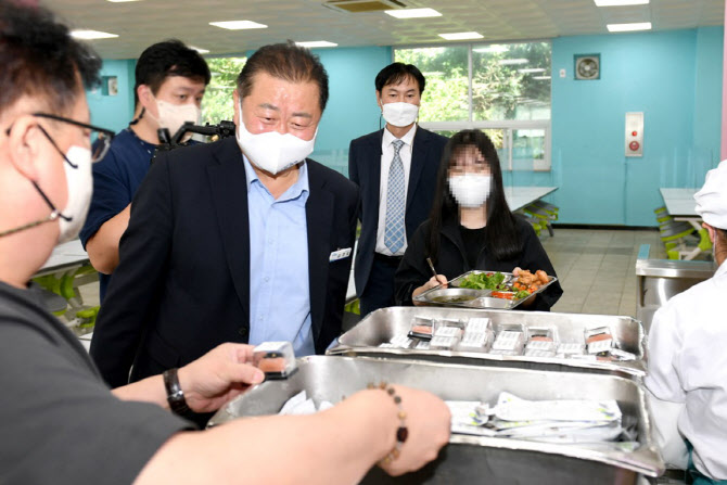 파주시, 지역 생산 친환경 농산물 학교급식 공급 확대