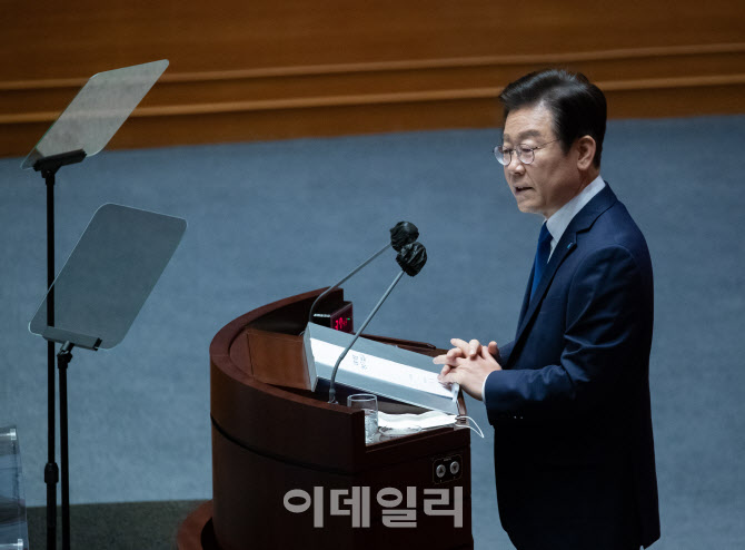 [포토]이재명, '尹 해외 순방...국격 심각하게 훼손'