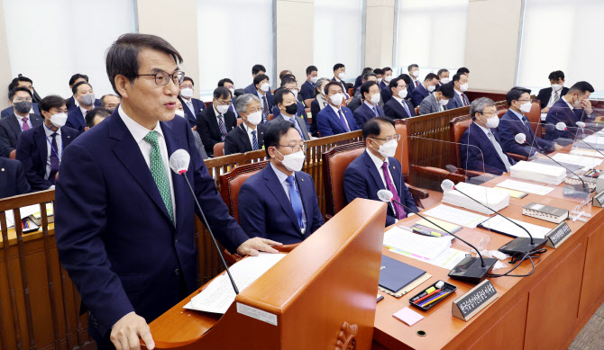 노태악 선관위원장, `소쿠리 투표` 사과…"안타깝고 송구"