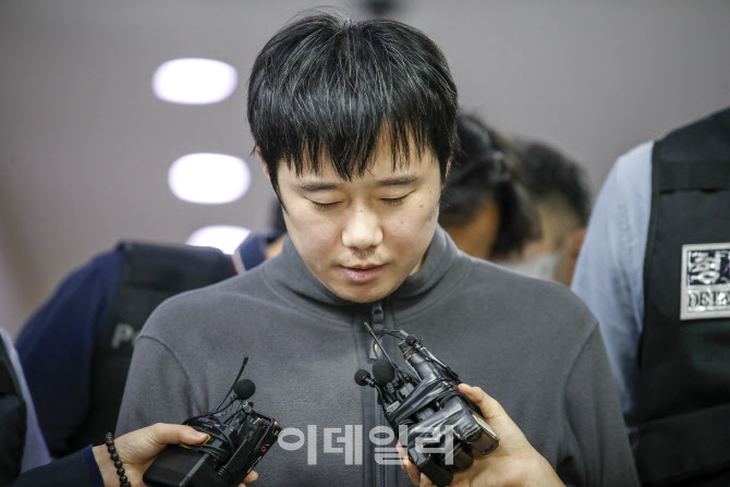 檢, '신당역 스토킹 살해' 전주환 구속기소…"재범위험 '높음' 평가"(상...