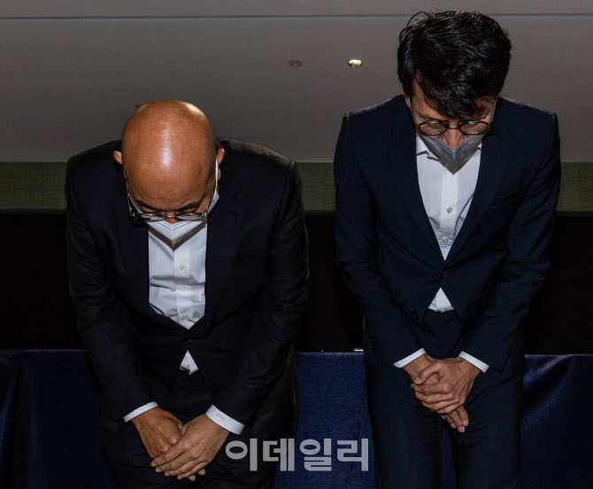 [포토]카카오 주가, 5만원선 회복...남궁훈 대표 사퇴 발표