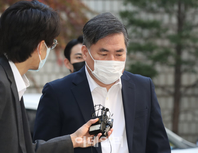 [포토]'석방 후 공판 출석하는 유동규'