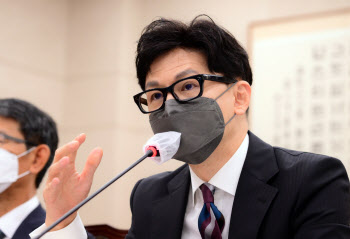 한동훈, 술자리 의혹에 '발끈'…"직 포함 모든것 걸겠다"