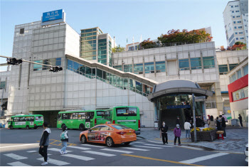 회기역 앞 '차 없는 거리' 추진…"생기 부여"