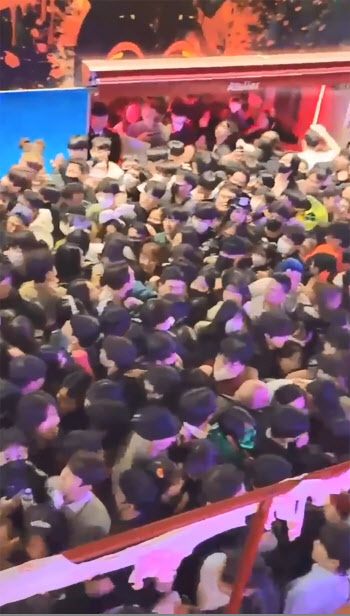 이태원 참사 직전 탈출한 남성…"정말 공포 그 자체였다"