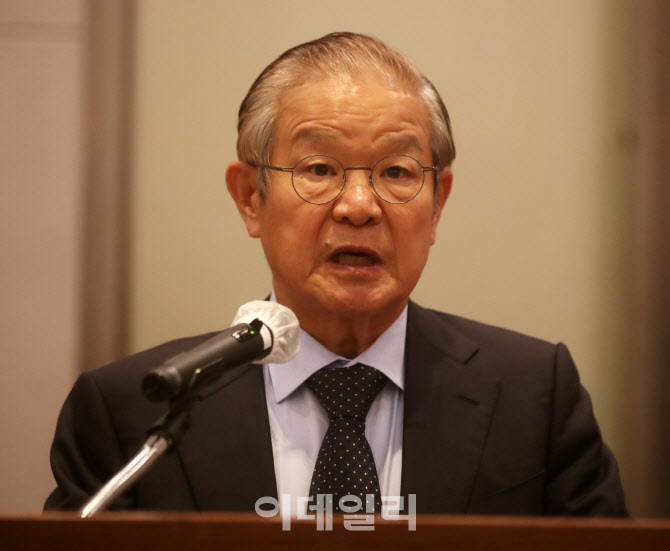 [포토] 권태신 전경련부회장, '한국경제 전망 세미나'