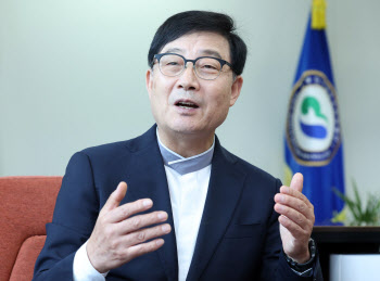 “탈북민, 성실하고 책임감 있어…같이 일해보면 편견 사라진다”