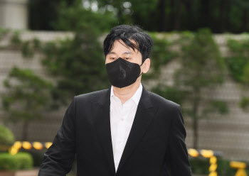검찰, '비아이 마약 무마' 양현석 "징역 3년" 실형 구형