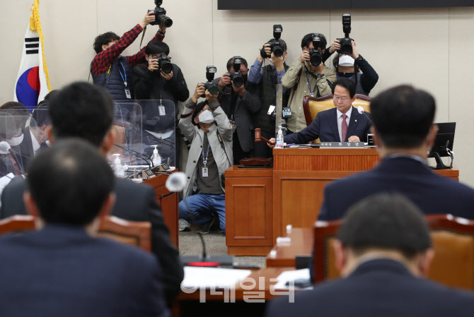 [포토]'국회 기재위 조세소위'