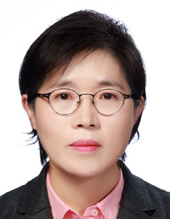 LG생활건강, 첫 여성 CEO 선임…차석용 부회장 용퇴
