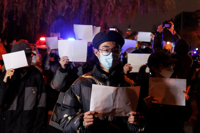백악관 "평화 시위 보장해야"…시진핑 정권에 직격탄