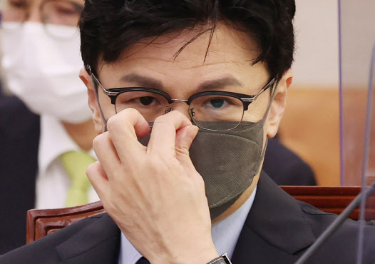 경찰, 한동훈 법무부 장관 신변보호 조치…자택 순찰 강화
