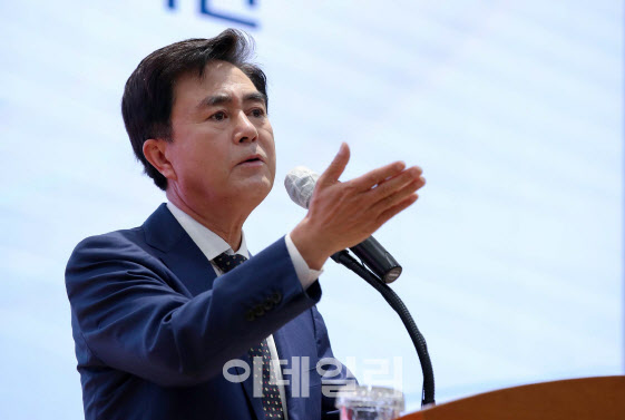 충남 대선공약 외면하는 尹…정치력 시험대 오른 충남지사