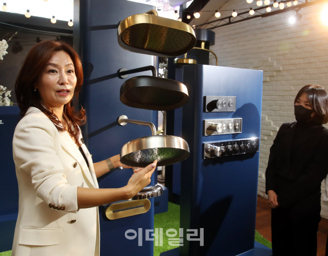 [포토] 스테이트먼트&앤썸' 샤워링 컬렉션 런칭