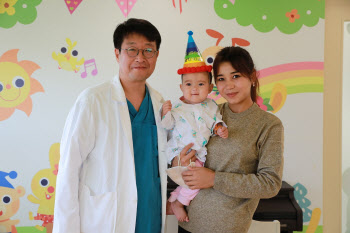 10개월 선천성 심장병 우즈베키스탄 여아, 해맑은 웃음 되찾아