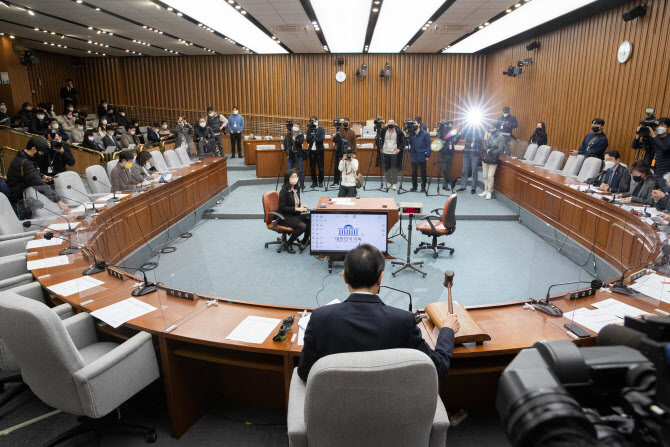 與빠진 채 野, `이태원 국조` 본격 가동…현장조사·증인 채택 의결