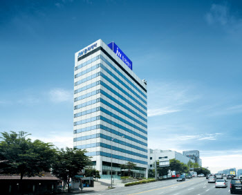 JW중외제약 “통풍치료제 후보물질, 임상1상서 안전성 확인”