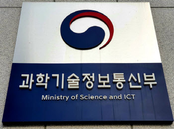 학생연구자 인건비 기준 15년 만에 올린다