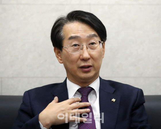 "스마트근린산단 확대로 저탄소 선도…산단의날, 근로자 자긍심↑"