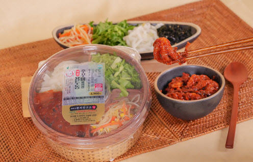 세븐일레븐, 20년 전통 맛집 ‘용두동 주꾸미 비빔밥’ 출시