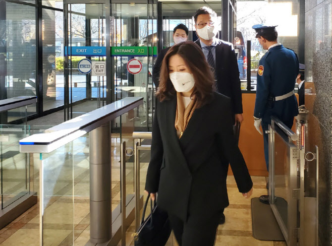 "한국 정부, 일본에 '이달 중 징용 해결책 발표' 의향 전달"