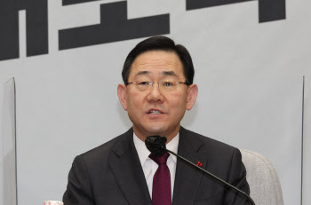 文정권 때 北무인기 침투 몰랐다? 野 "與, 거짓말…사과하라"