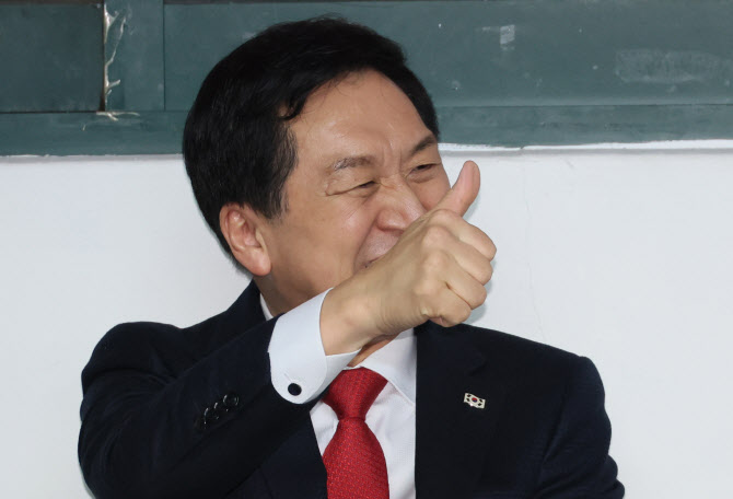 김기현, 안철수 '토착왜구'에 "민주당이 즐겨쓰는 혐오 용어"