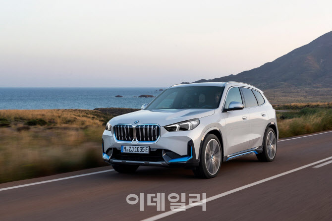 BMW 코리아, 첫 소형 전기차 ‘뉴 iX1’ 사전 예약 실시