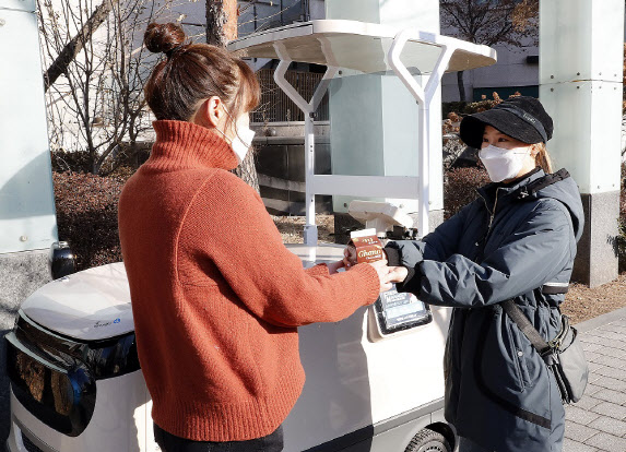 '너의 이름은'…식음료업계, 정초부터 사명 변경 두고 고심