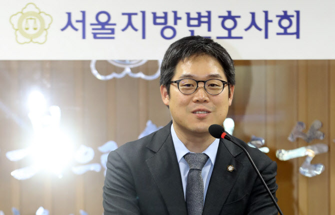 [서울변회장 후보]②김정욱 “초심 잃지 않겠다”…연임 도전장
