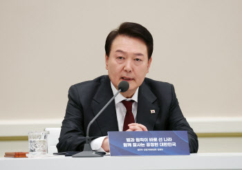 ‘나경원 리스크’ 사라지자 당내 갈등 수습 나선 尹
