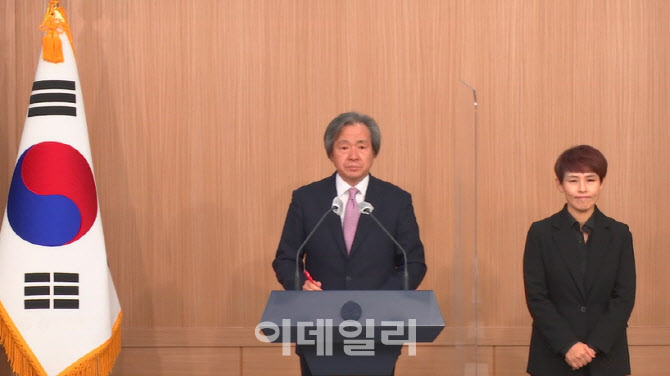 “면역有 40%뿐…국민 10명 중 6명 감염전파자 가능성”