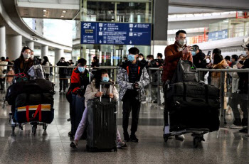 中, 한국발 입국자 코로나 검사 실시…자국민 제외